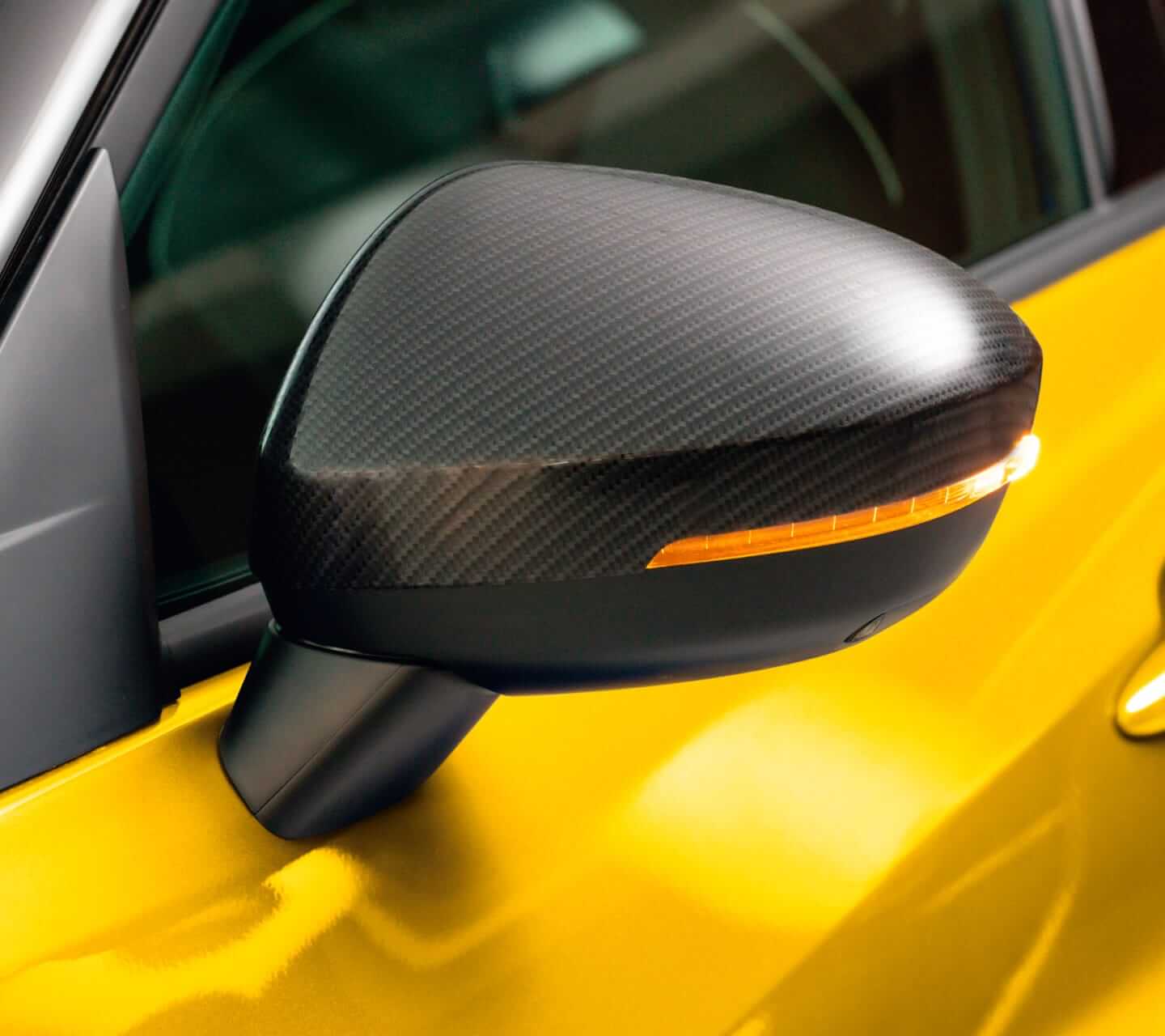 Calotta dello specchietto color nero carbone di Nissan JUKE